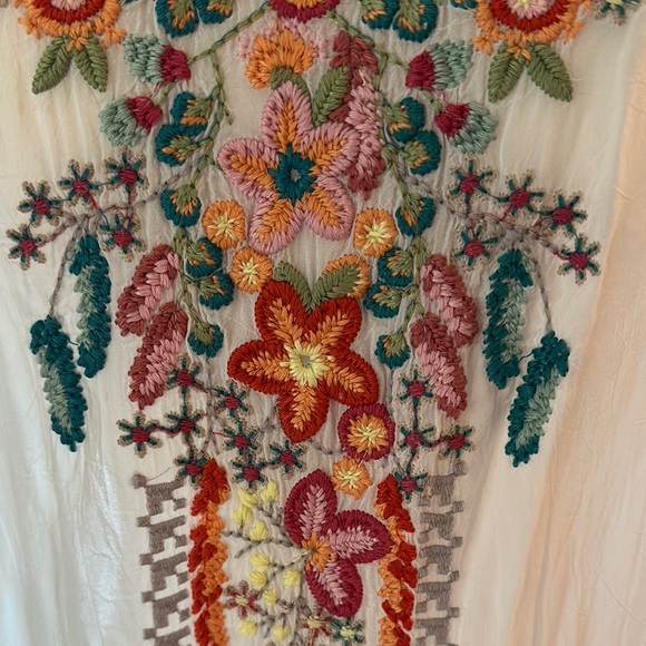 Johnny Was Red and White Graphic Tunic - Picture 2 of 8